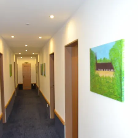 博肯斯特恩酒店 3*