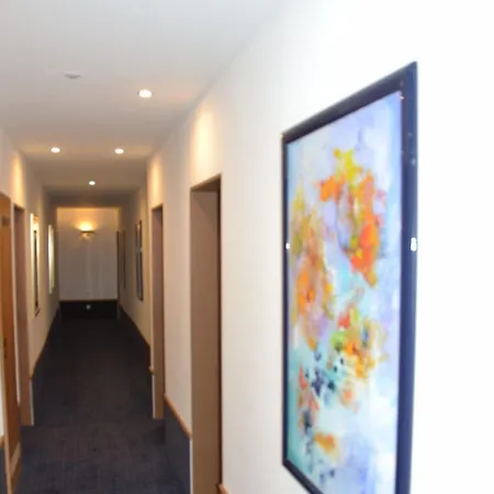 博肯斯特恩酒店 3*